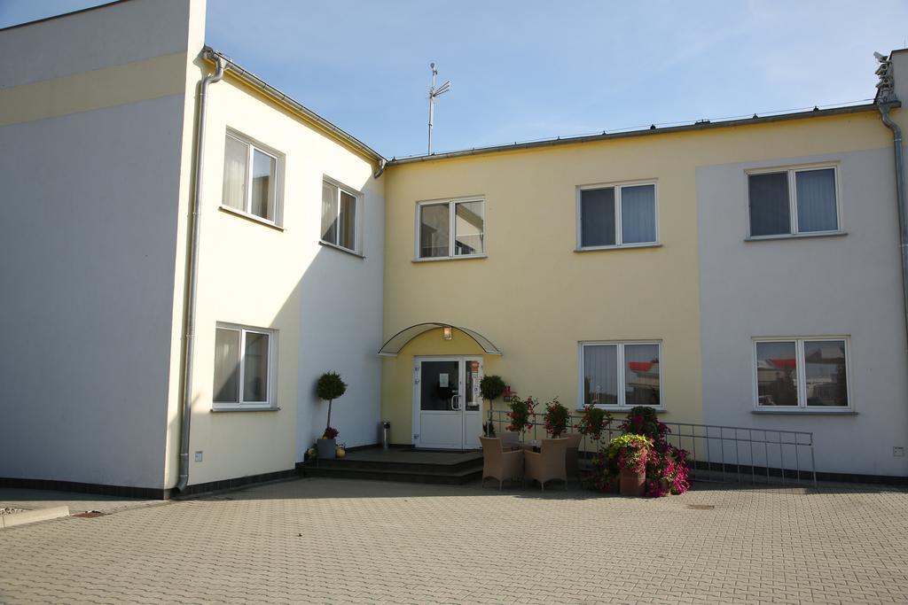 Artix Hotel Zbaszynek Exterior photo